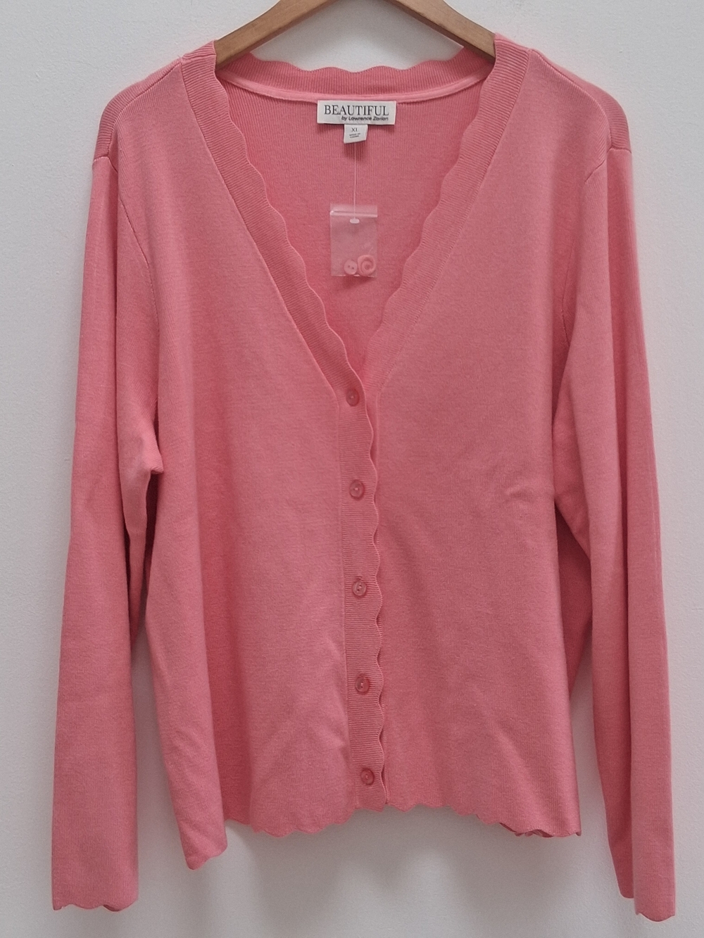 Pink Button-Front Scallop-Edge V-Neck Cardigan Size  XL NWT Feminine Cottagecore